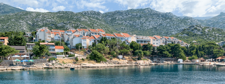 Osobně ověřeno: Recenze pobytu u moře v chorvatském městečku Karlobag v Hotelu Zagreb ***