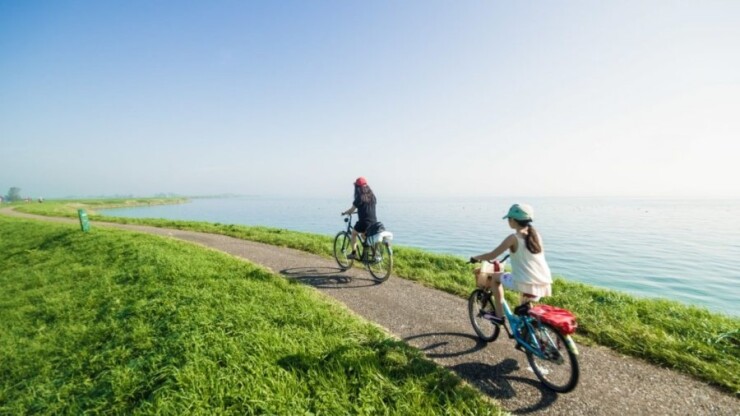 Balatoni bringakaland családoknak: Kerékpártúra fürdéssel, strandolással és élményekkel