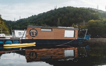 Houseboat MALI