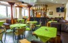 V restauraci si pochutnáte, Penzion Agrothermal Bešeňová