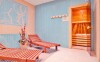 Ve wellness vás čeká bazén, sauna i procedury