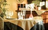 V reštaurácii hotela si môžete vychutnať aj výborné talianske vína
