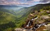 V jarných mesiacoch je Pančavský vodopád najväčší