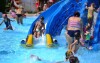 Bazény jsou vhodné i pro rodiny s dětmi
