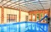 Penzion nabízí bazén s termální vodou