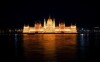 Budapešť parlament dunaj leto cestovanie pobyt zlava