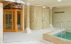 Relaxujte v sauně s ochlazovacím bazénkem