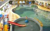Vnitřní areál nabízí další bazény i saunový svět
