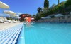 Venkovní bazén, Hotel Rosa ***, jezero Lago di Garda, Itálie