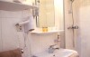 Kúpeľňa v izbe Hotela Staudacher Hof ***, Rakúsko