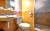 Samozřejmostí je vlastní koupelna, Penzion Quatro IV.