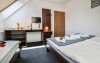 Pokoje jsou prostorné a moderně vybavené