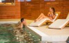 Wellness s bazénem, vířivkou a saunou, Grund Resort