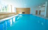 Vyhřívaný krytý bazén pro hotelové hosty bez omezení
