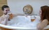 Milovníkov zlatého moku čaká relax v pivnom kúpeli