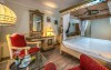 Sissi Room v Corvin Hotelu Budapest, křídle Sissi ***