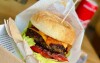 Ochutnajte hamburger box v reštaurácii Betyár Jó falatozó