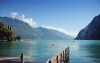 Největší italské jezero Lago di Garda ročně navštíví tisíce turistů