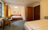 Čtyřlůžkový pokoj Comfort, Hotel Krokus, Pec pod Sněžkou