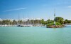 Užijte si koupání, vodní sporty či plavby na jezeře Balaton