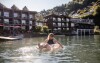 Hotel leží přímo u jezera Zell am See