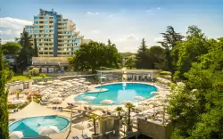 Isztria: Nyaralás Porečben a Valamar Diamant Residence *** apartmanjában, medencékkel és programokkal