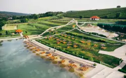 Egri pihenés a fürdőtől 400 méterre a Hotel Unicornis ***-ban félpanziós ellátással és fürdőbelépővel