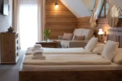 Pokoje, Penzión Kráľov dvor, Turčianske Teplice