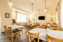 Restaurace, Aquasol Resort ****, Mosonmagyaróvár, Maďarsko