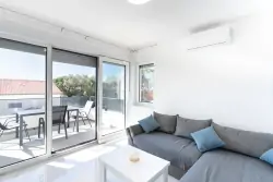 Szobák, Meridian Pool Residences ****, Novalja, Horvátország