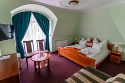 Izby, Gosztola Gyöngye Hotel, Maďarsko