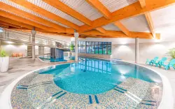 Beskydy nedaleko Pusteven ve Sport Art Centrum Hotelu *** s polopenzí, neomezeným wellness a vnitřním bazénem