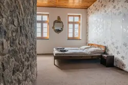 Pokoje, Hrad Doubravka, Teplice