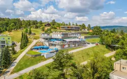 Relax pri Brnianskej priehrade: 3* Hotel Rakovec s raňajkami alebo polpenziou, 2 bazénmi, vírivkou a 2 saunami