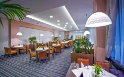 Reštaurácia, Congress & Wellness Hotel Olšanka ****, Praha