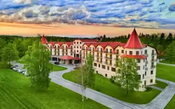 Polsko jen necelých 30 km od hranic v Hotelu Nowy Zdroj s polopenzí, neomezeným wellness a až 10 procedurami
