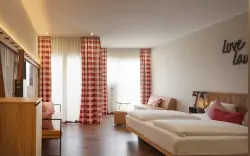 Hotelszoba, MJUS Resort & Thermal Park ****, Körmend , Maďarsko