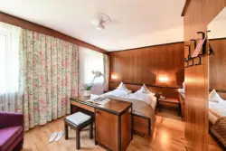 Kétágyas szoba, Hotel Juliane ****, Meran, Olaszország