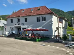 Épület terasszal, Boutique Hotel Missen ****, Omšenie, Szlovákia