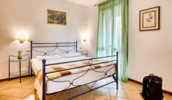 Pokoj s postelí, Golf Residenza, Peschiera (VR), Itálie