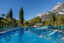 Bazén, Du Lac et Du Parc Grand Resort ****, Riva del Garda, Taliansko