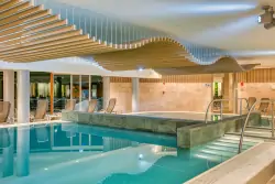 Luxusní bazén, Ensana Thermal Aqua Health Spa Hotel ****, Hévíz, Maďarsko