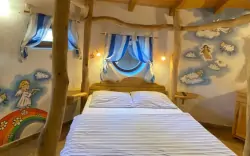 Chaloupka Nebe-peklo, Pohádková vesnička Podlesíčko