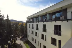 Karlovy Vary: Pihenés a Carlsbad INN Hotel & Apartments-ben, privát wellnessel