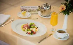 Restaurace, Garden Hotel Wellness és Konferencia ****