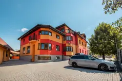 Kiszucai-Beszkidek: Pihenés a Centrál Panzióban félpanziós ellátással és wellness élményekkel 