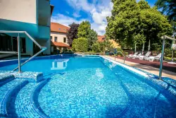 Sárvári pihenés a Hotel Bassiana ****-ban, wellnessel, reggelivel vagy félpanzióval és fürdőbelépővel