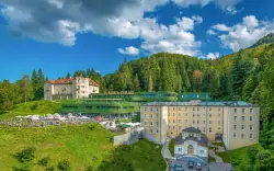 Szlovénia: Pihenjen Rimske Toplice-ben a Hotel Rimski dvor ****+-ban félpanzióval, pezsgőfürdővel, szaunával 