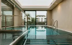 Medence, Vislow Resort, Lengyel-Szudéták