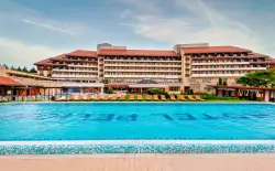Tapolca pri Balatone v Hunguest Hoteli Pelion *** s polpenziou, neobmedzeným termálnym wellness a animáciami
